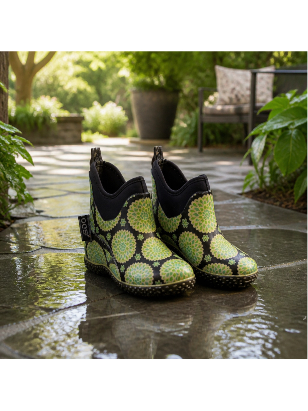 Bogs Floral Rain Boots Black and Green size 38